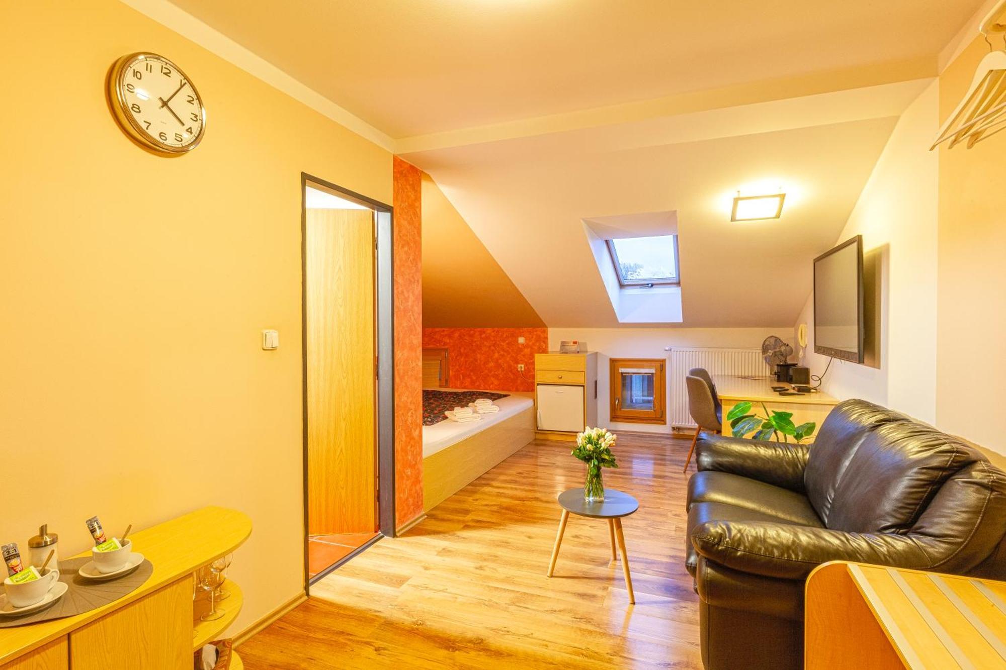 Penzion Pohoda Трутнов Экстерьер фото