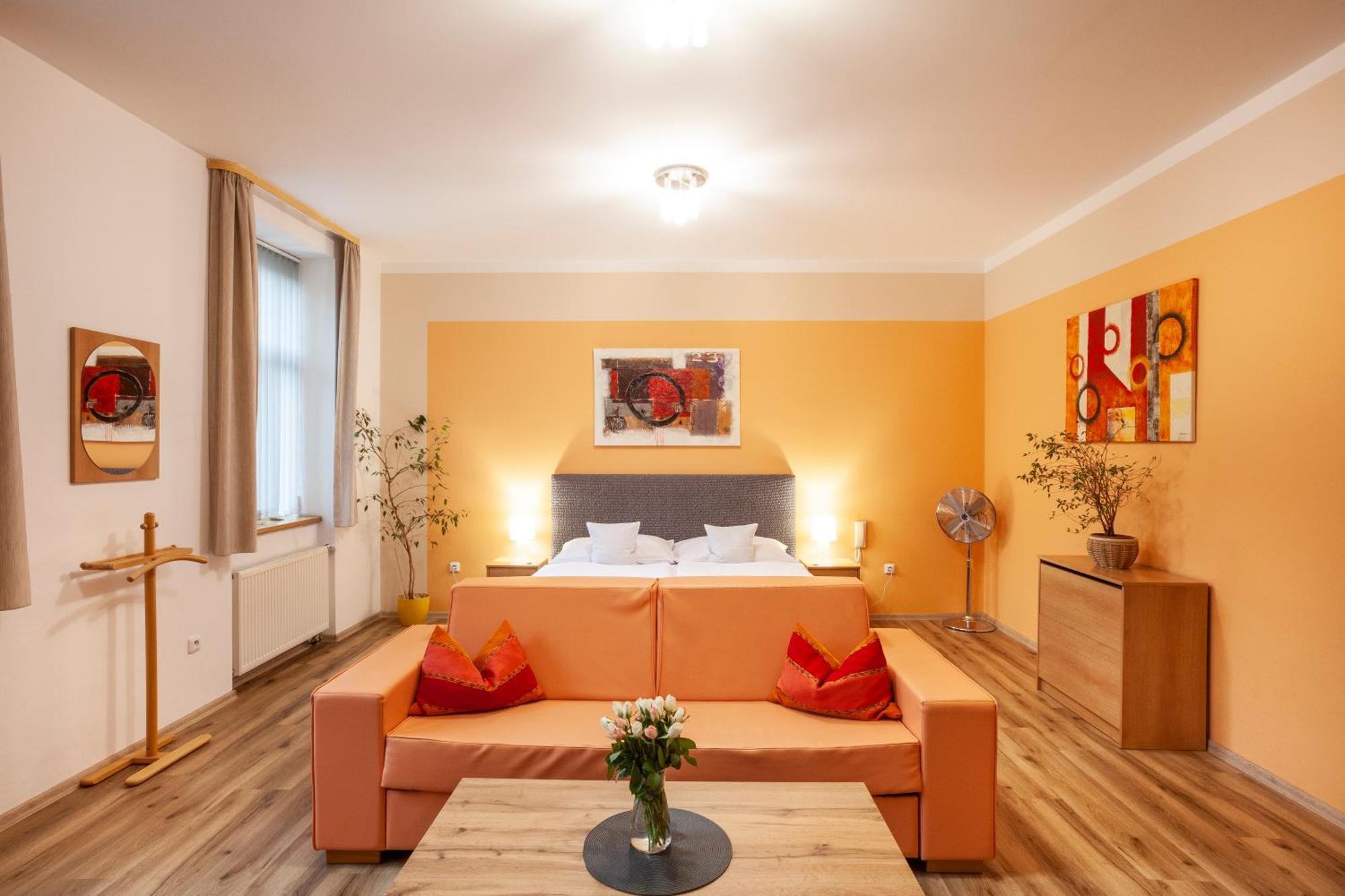 Penzion Pohoda Трутнов Экстерьер фото