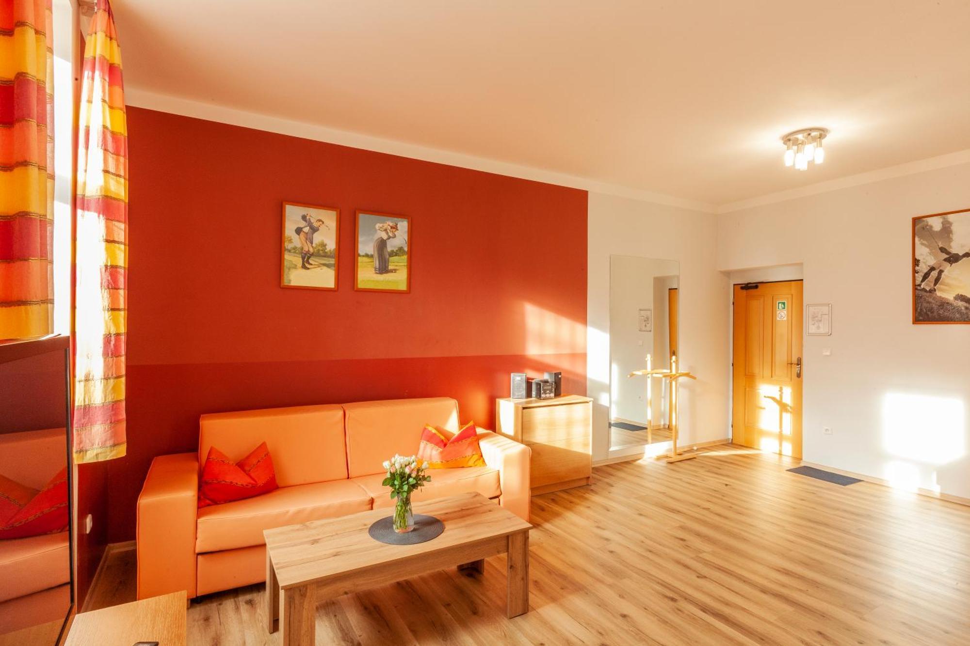 Penzion Pohoda Трутнов Экстерьер фото